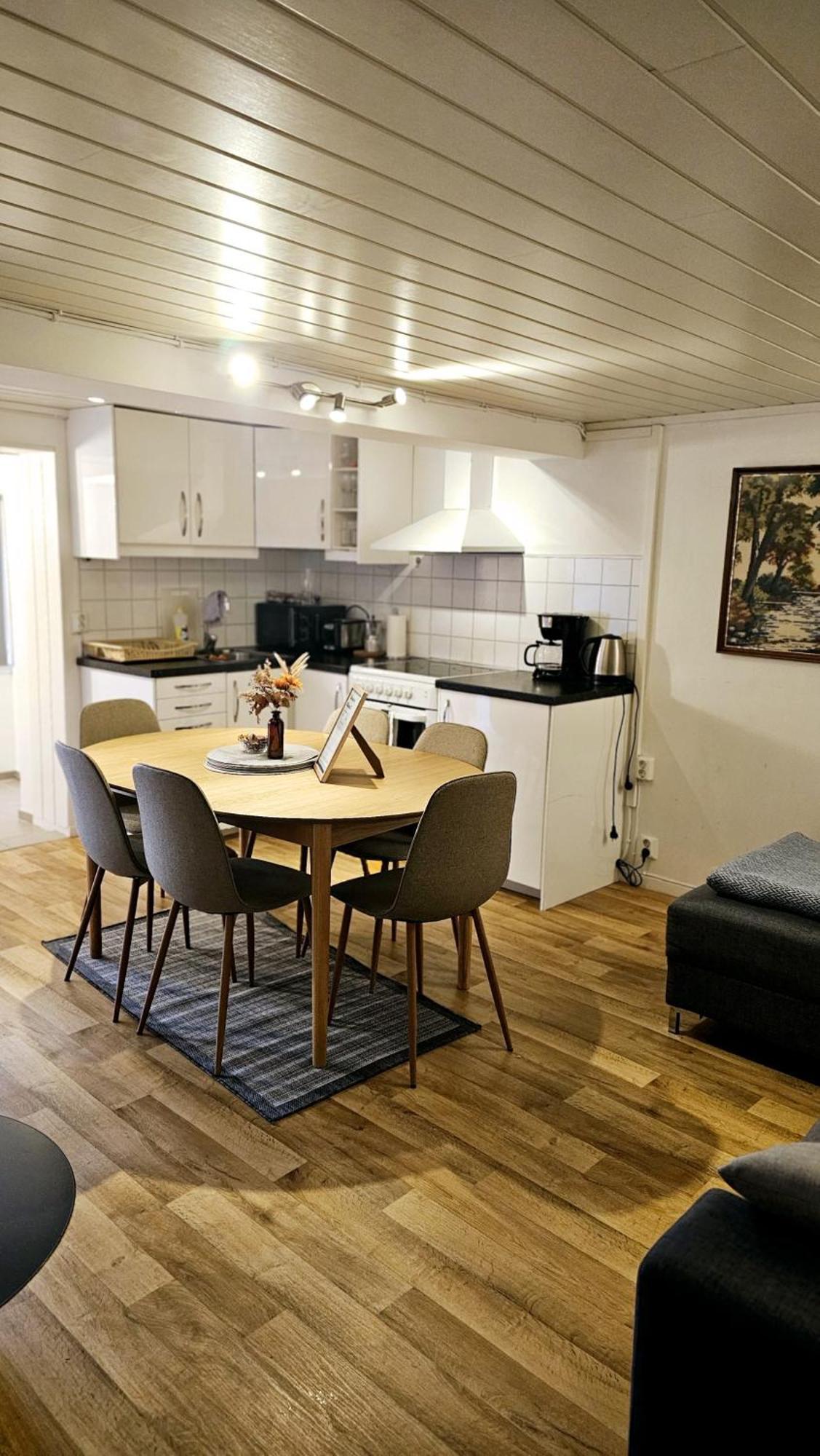 Central And Large Cosey Apartment Stavanger Exteriör bild