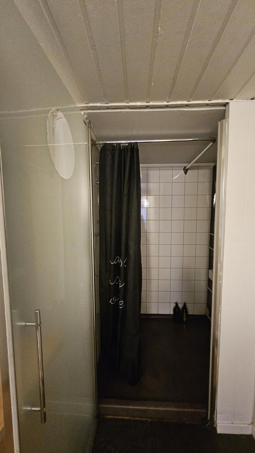 Central And Large Cosey Apartment Stavanger Exteriör bild